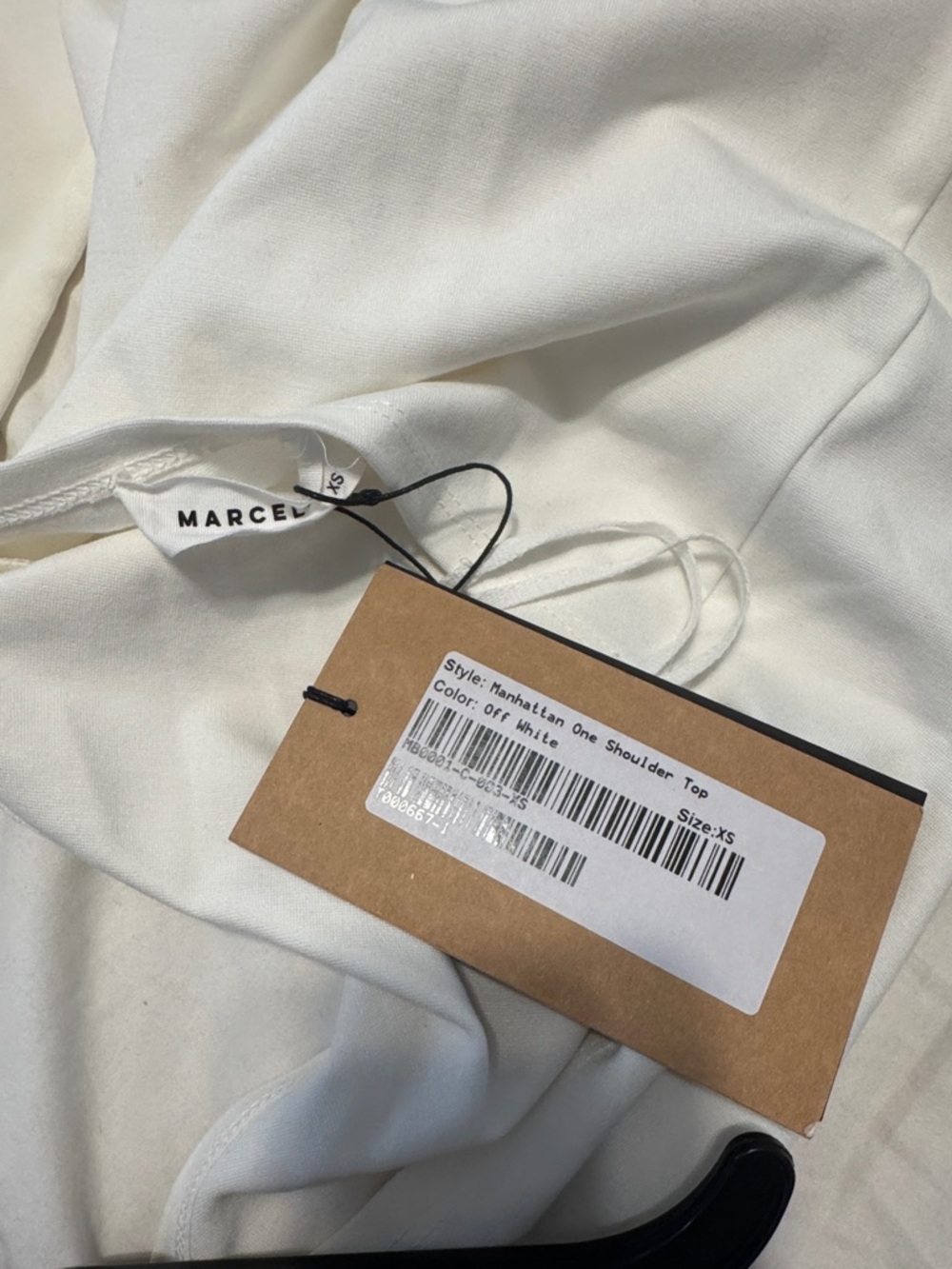Marcella Manhattan Off White One-Shoulder Top - Picture 4 of 5